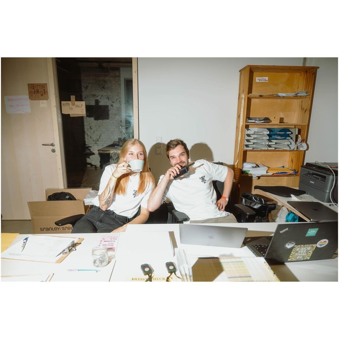 Der Help-Desk der Festival-Zentrale.