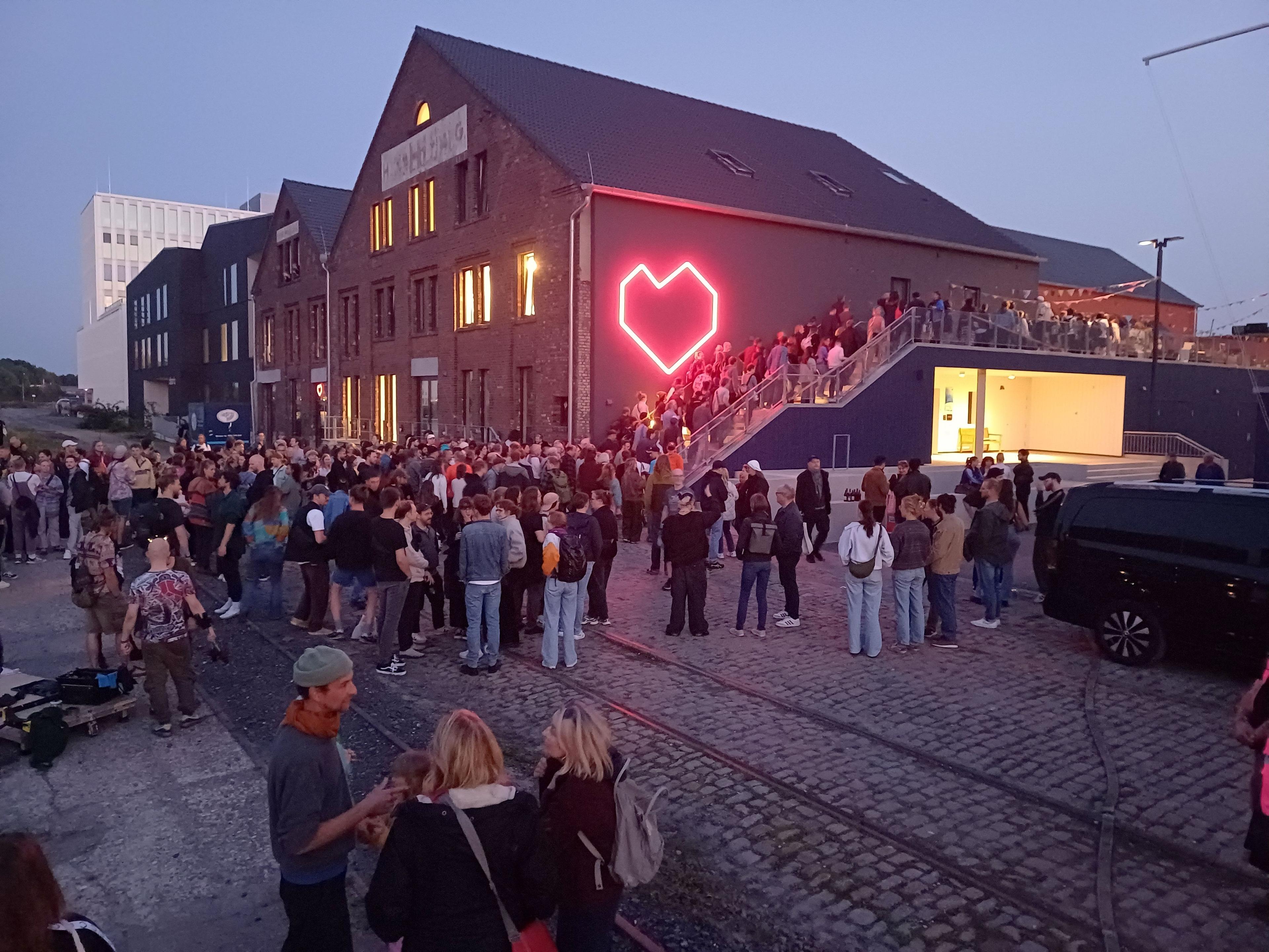 B-Side Festival Eroeffnung